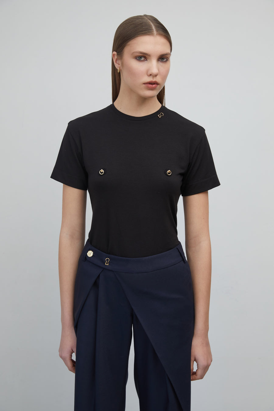 BASIC T-SHIRT in black