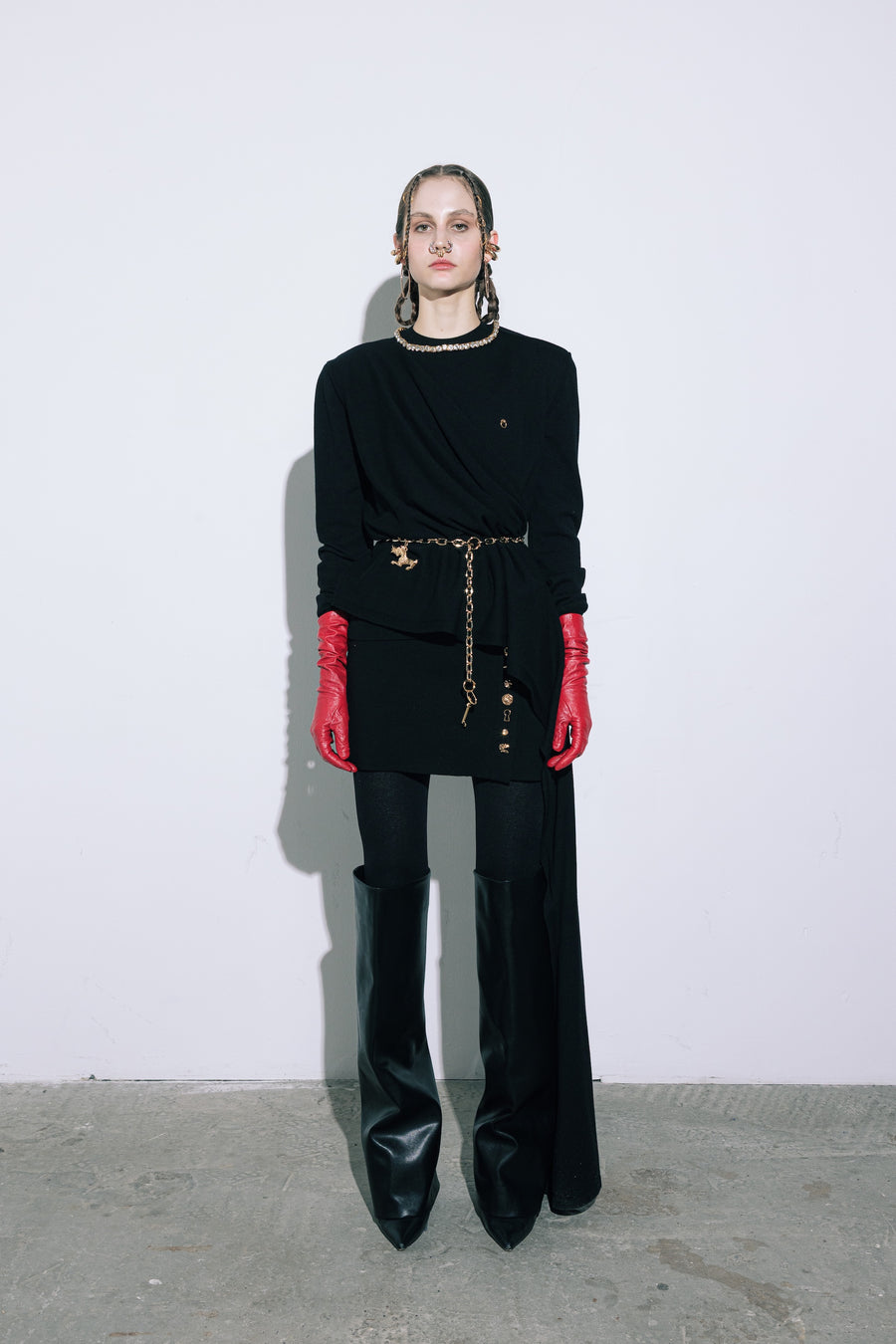 SWEATER-SCARF in black