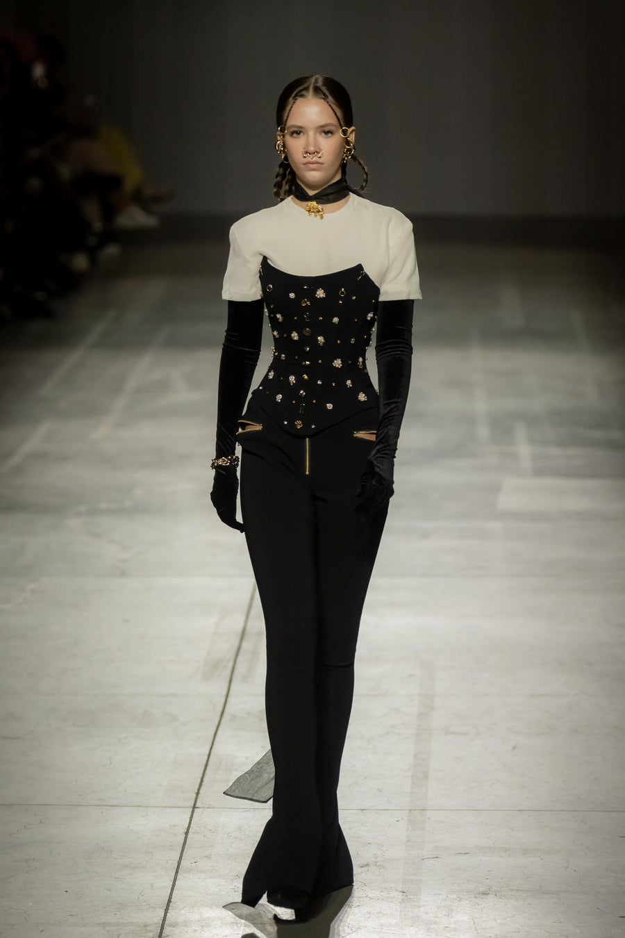 SKINNY PANTS WITH A FLARE