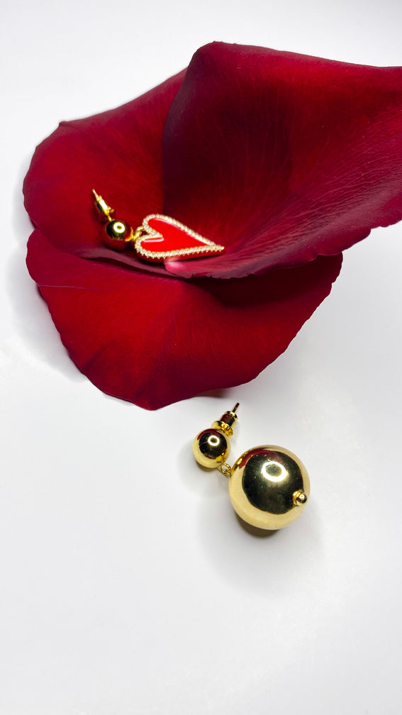 Sphere gold plated single earring